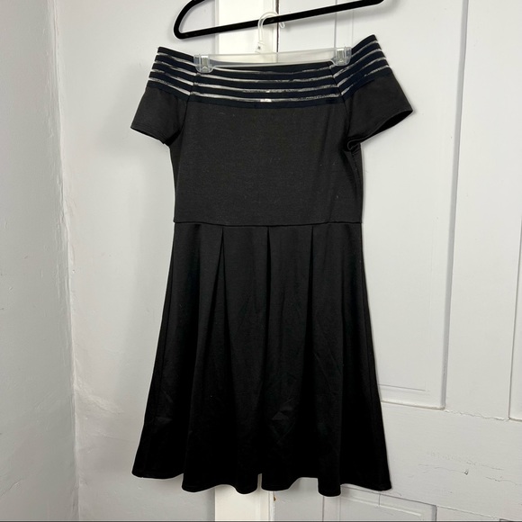 Black Off Shoulder Yellow Star Dress - Picture 3 of 4
